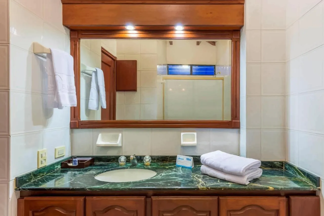 Castellon De Juanambu Aparthotel Cali