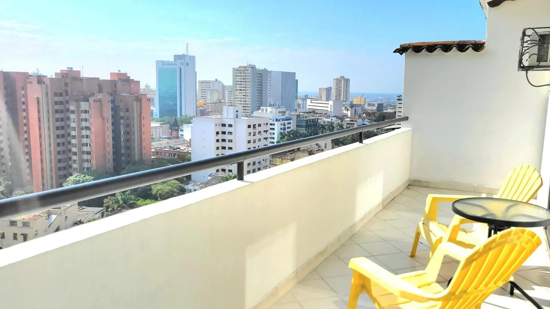 Castellon De Juanambu Aparthotel Cali